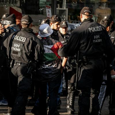 Baleset Münchenben: Autó a tömegbe hajtott, sok sérült